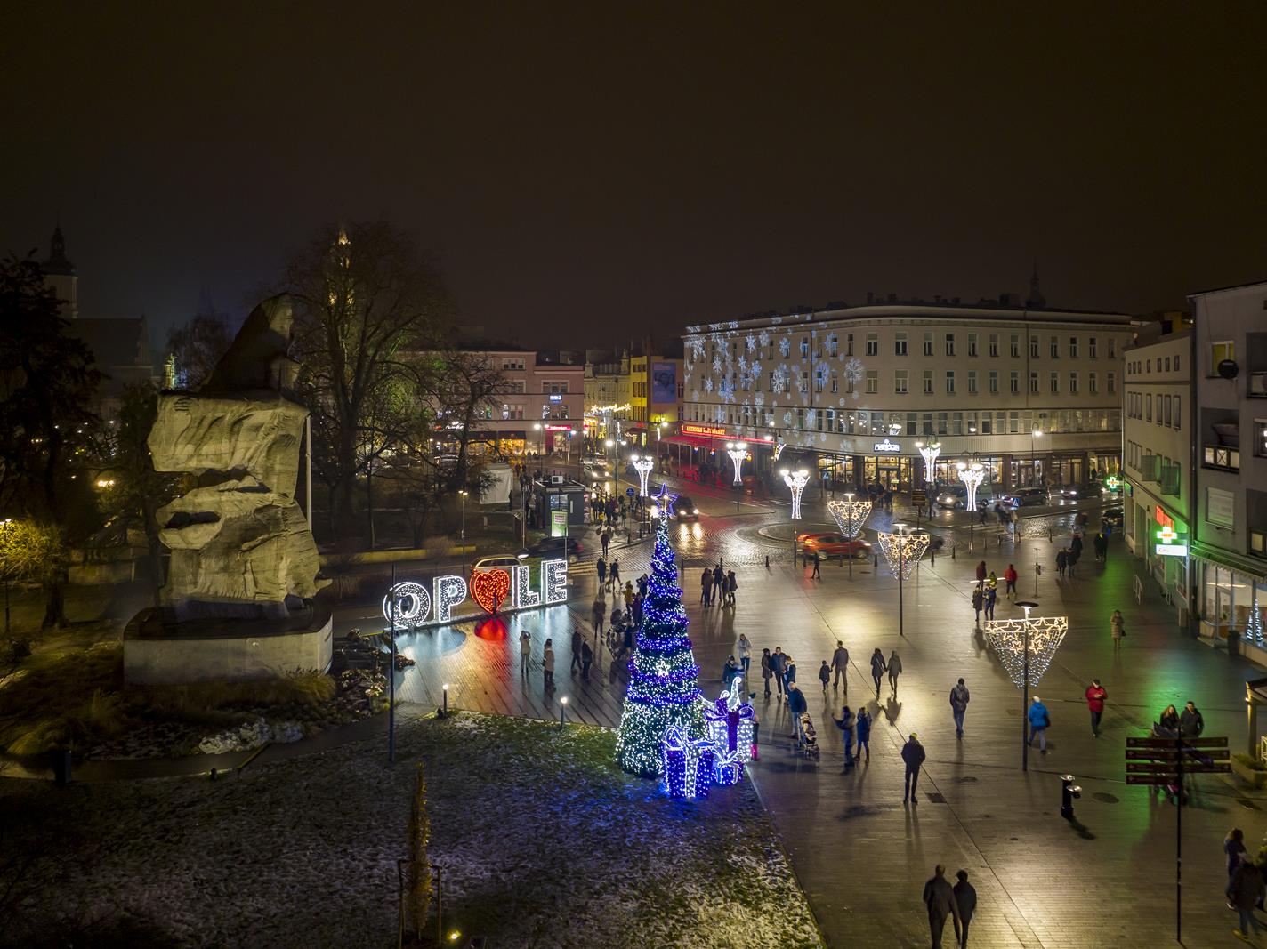 plac wolności świąteczna iluminacja