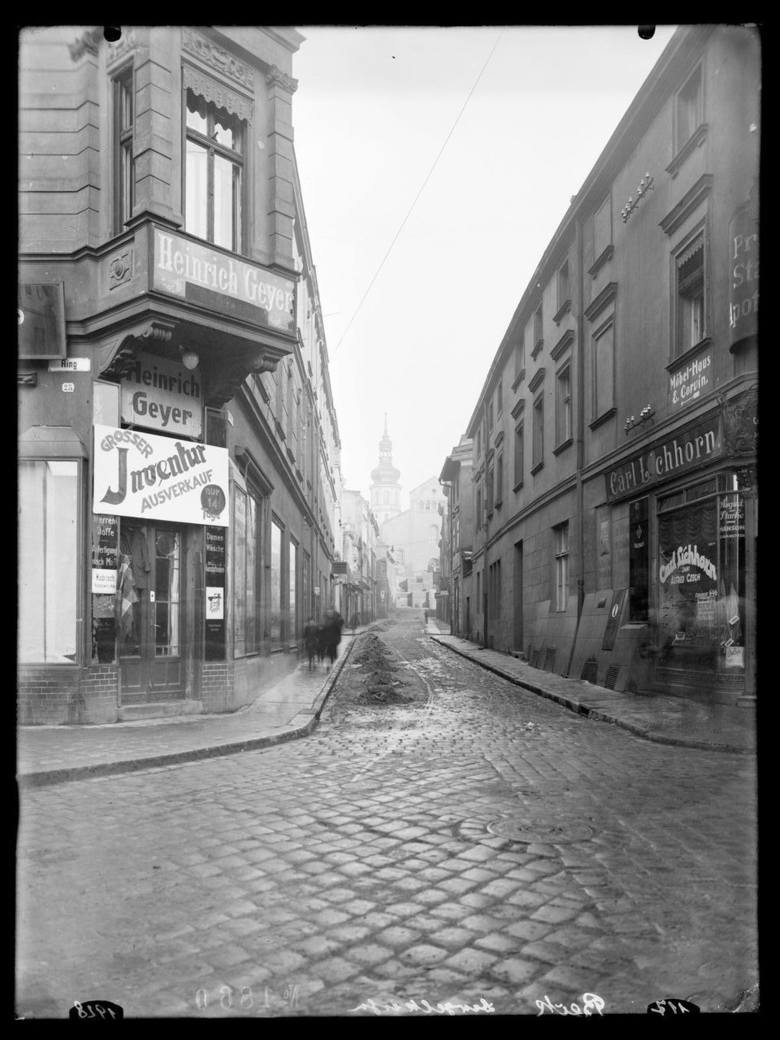 Widok na ulicę Św. Wojciecha od strony rynku