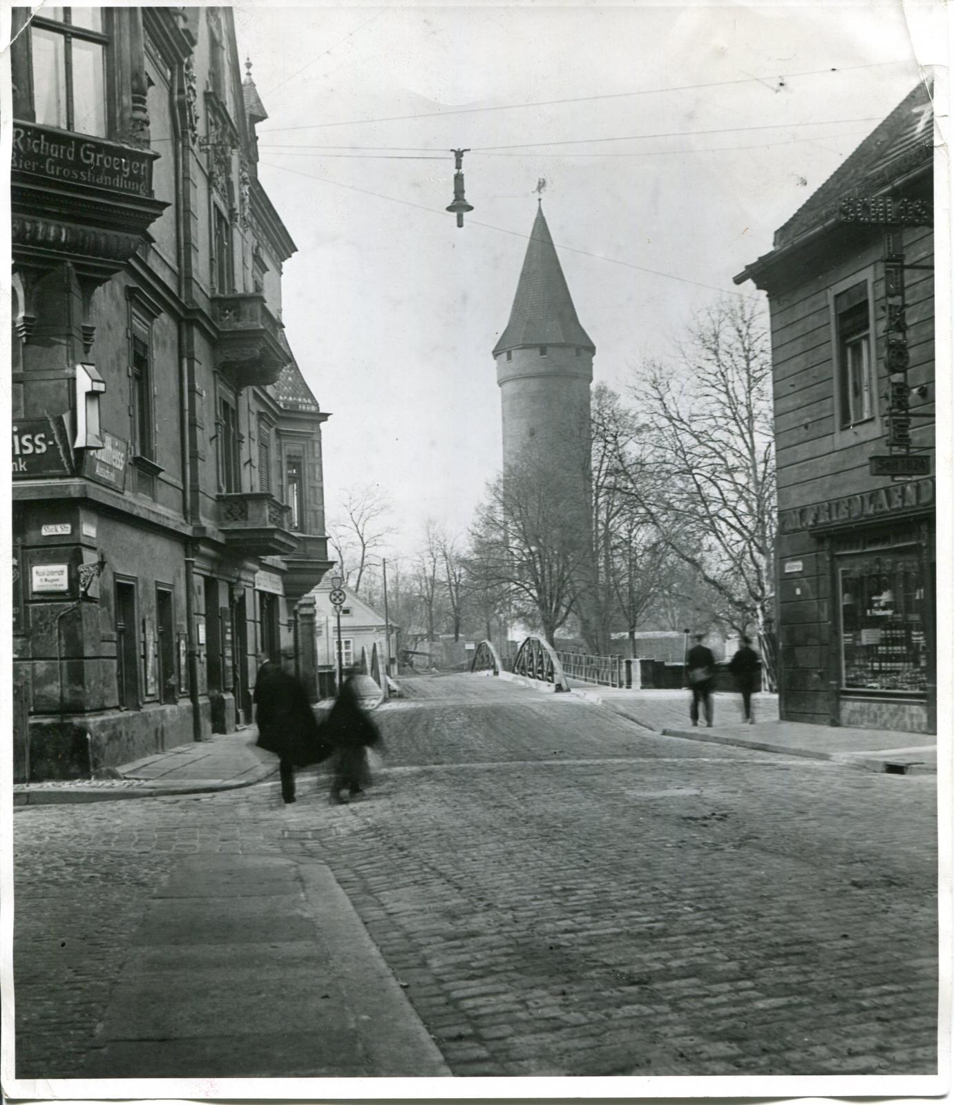 Ulica Zamkowa po rozbiórce Zamku Piastowskiego, ok. 1930 rok.