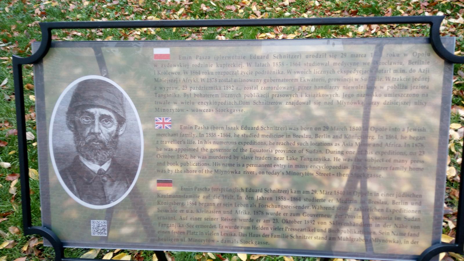 Emin Pasza - tablica