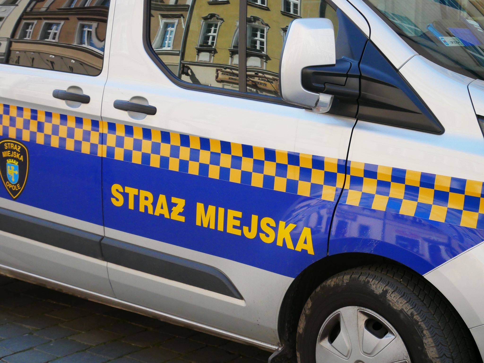 Pojazd straży miejskiej