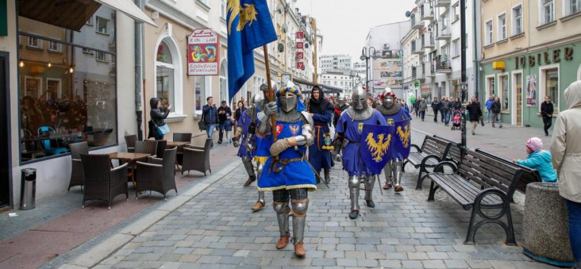 Rycerze na rynku