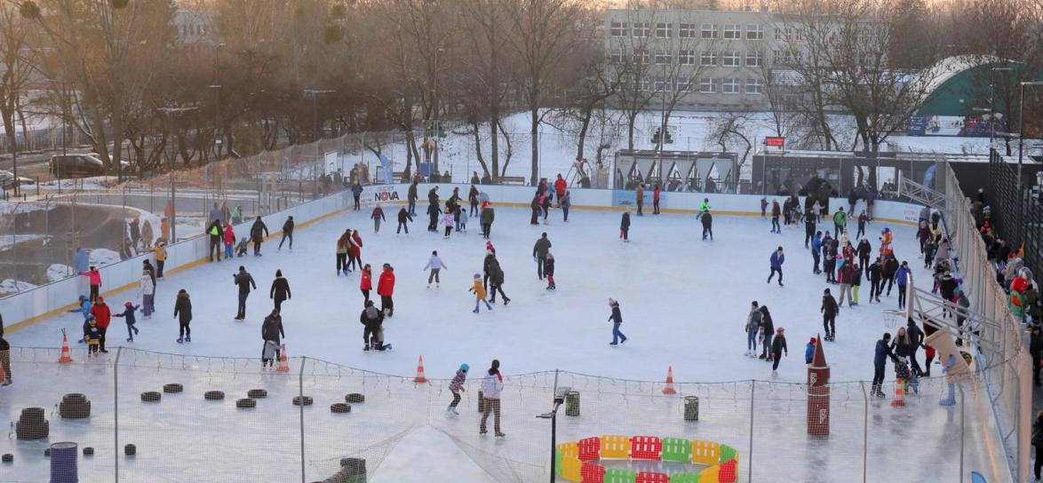 Lodowisko przy Toyota Park