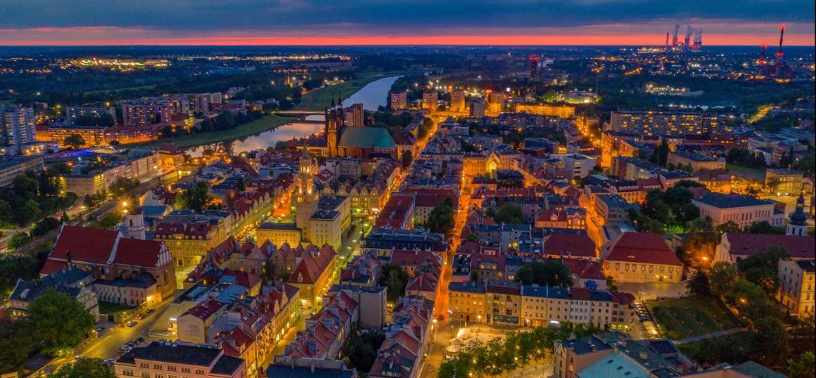 Panorama wieczorna Opola