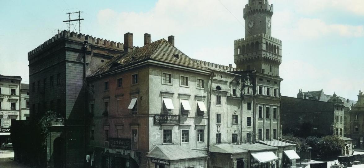 Wieża ratuszowa przed odbudową