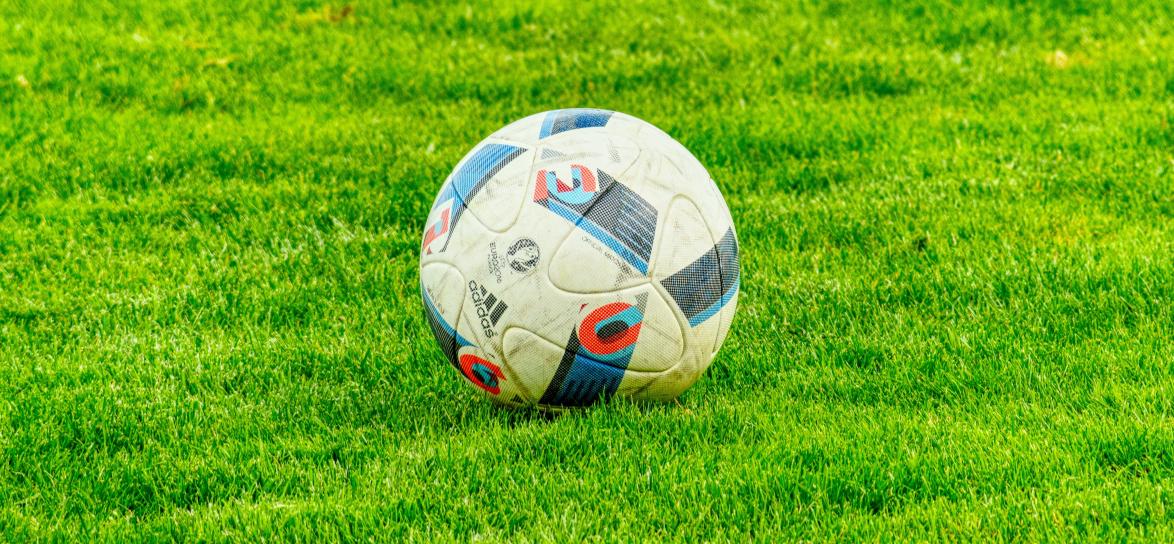 piłka do piłki nożnej