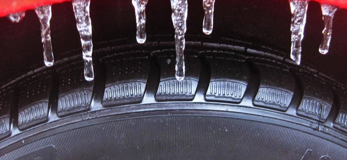 Oblodzenie samochodu