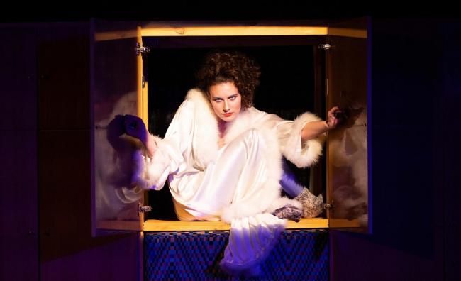 Spektakl "Reality Show(s). Kabaret o rzeczach strasznych" w Teatrze Kochanowksiego