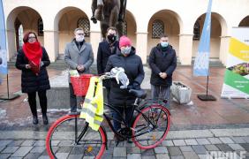 konkurs „Szklany przystanek PSZOK”