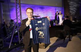 fot. Witold Chojnacki Licytowana koszulka Odry Opole.