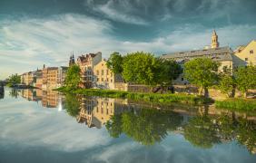 fot. P. Szpala Opolska Wenecja nad Młynówką - szeroki kadr