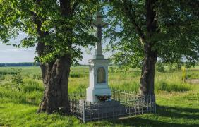 Opole-Wrzoski, kapliczka św. Rocha