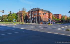 Opole, dawne koszary przy skrzyżowaniu ulic Ozimskiej i Plebiscytowej fot. Przemysław Supernak, SuperGlob